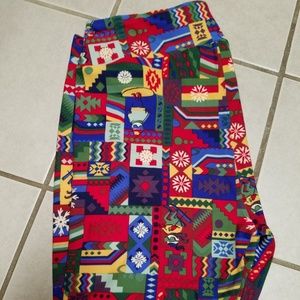 Lularoe tc2 Christmas leggings